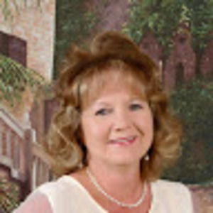 Meet your Posher, Debbie